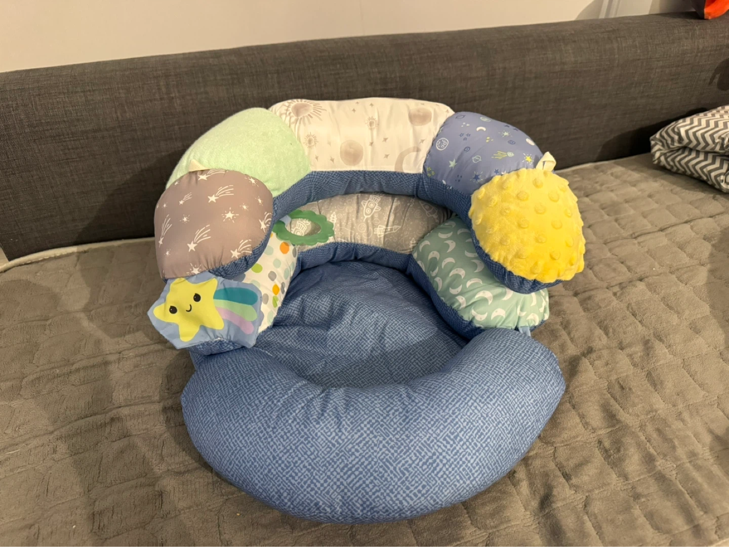 Infantino 2-in-1 Tummy Time and Seated Support - photo 2