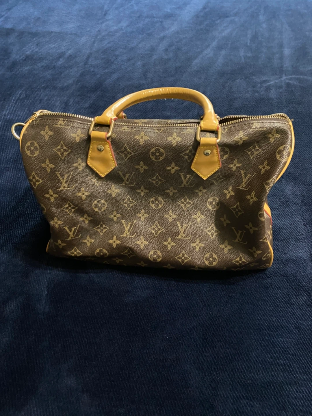 Louis Vuitton Speedy 30 Handbag ***