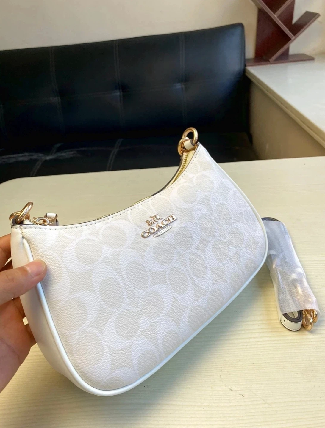 Coach White Teri Shoulder/Crossbody Bag - photo 4