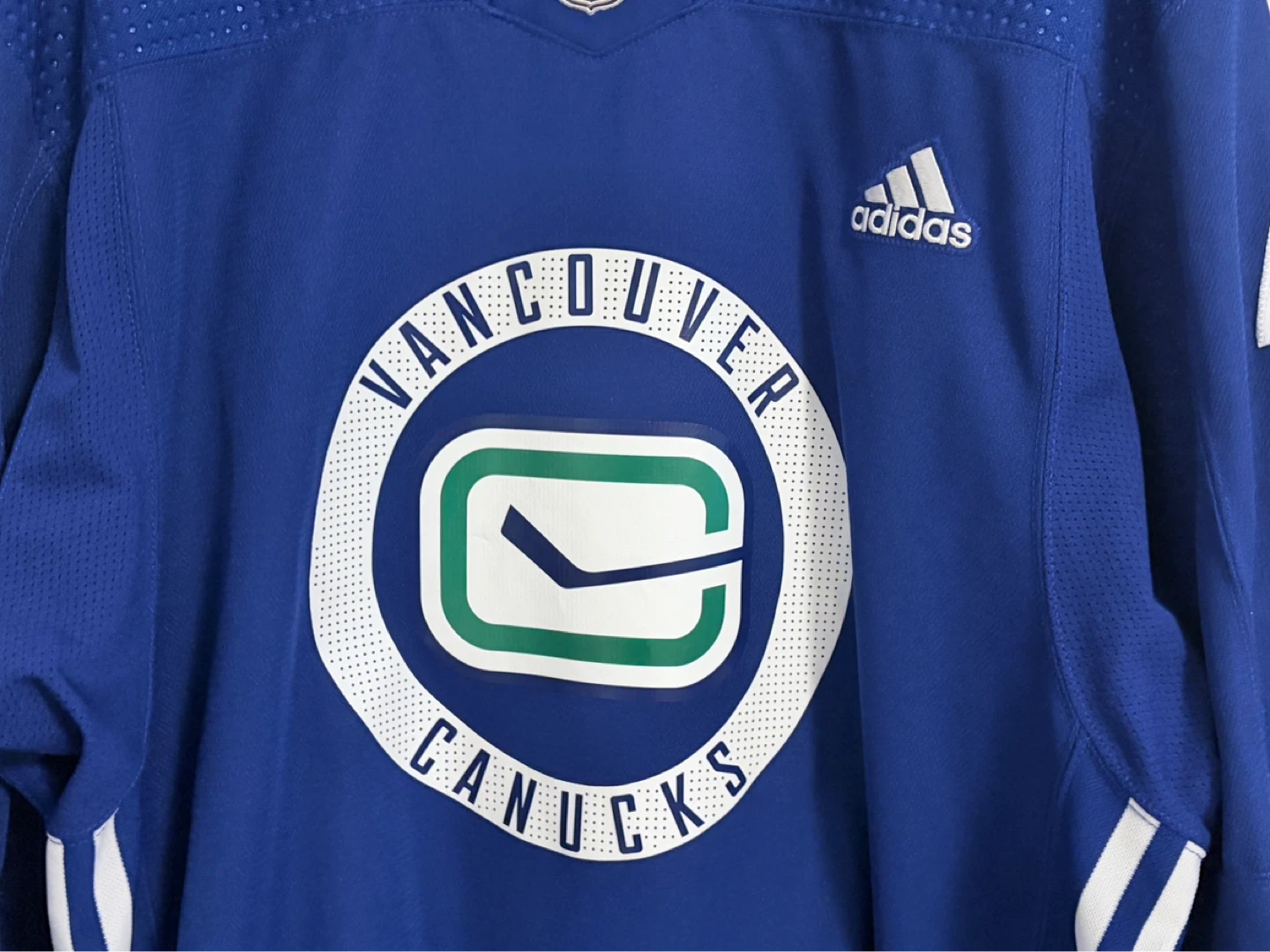 Official Adidas Canucks Quinn Hughes Practice Jersey 58 - photo 5
