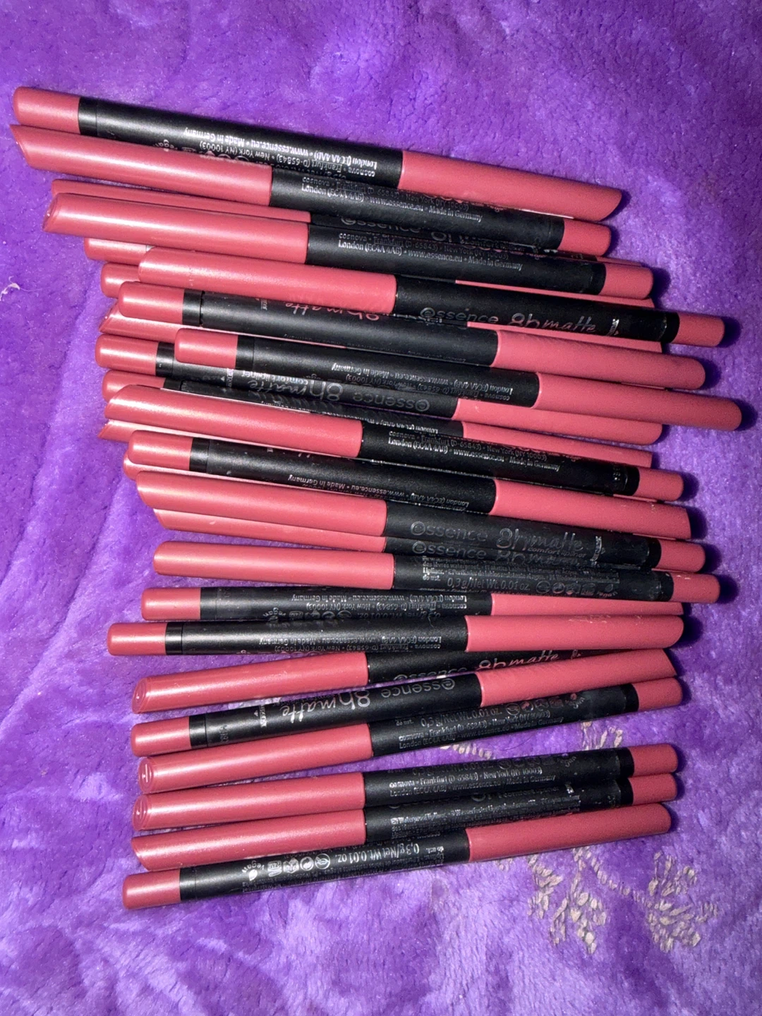 Essence Sh''mattee Lip Liner - Cool Mauve (06)