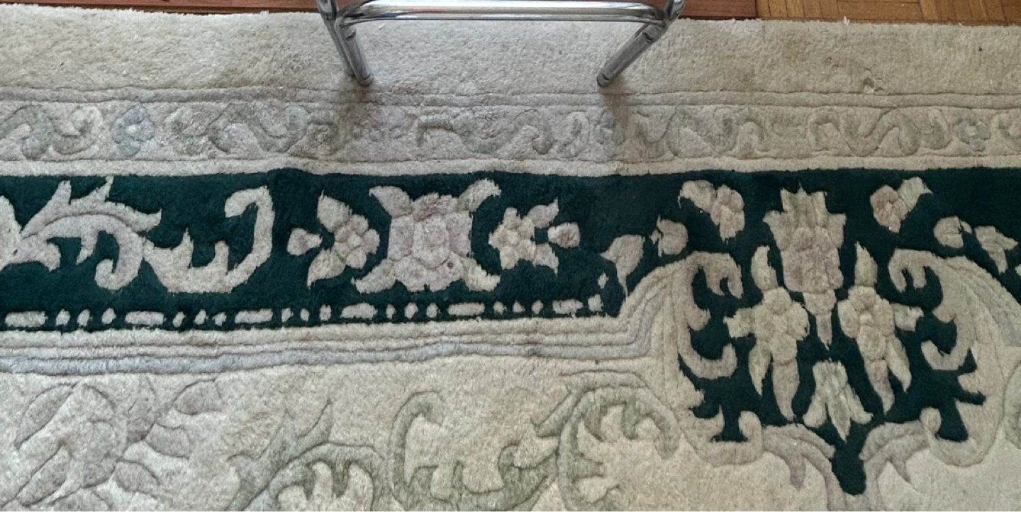 Area Rug - Ivory and Green Floral Pattern - photo 2