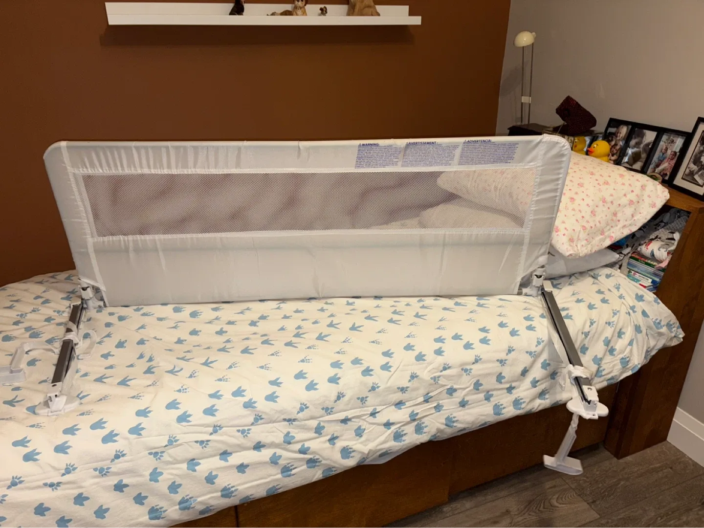 White Toddler Bed Rail Guard - photo 2