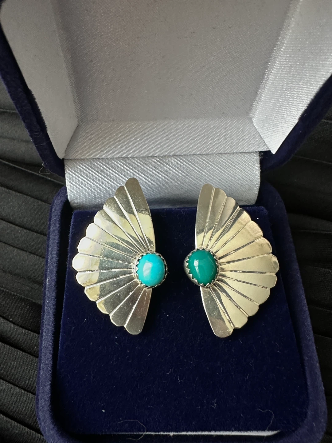 Silver unique vintage earrings turquoise