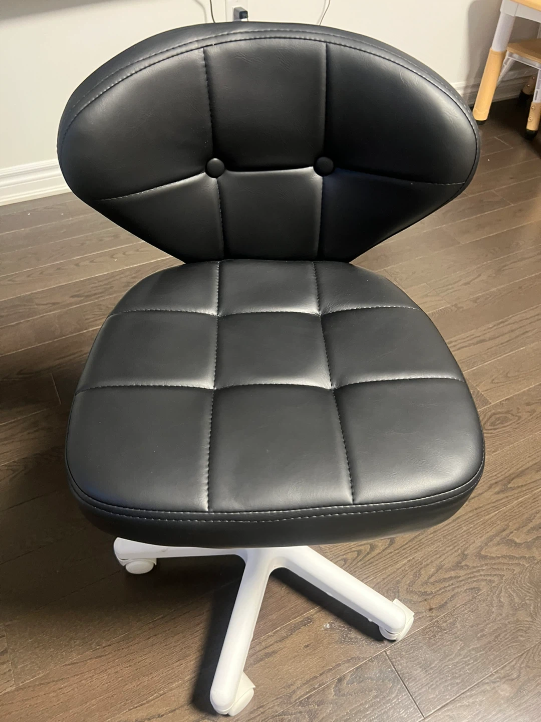Black Task Chair - photo 2