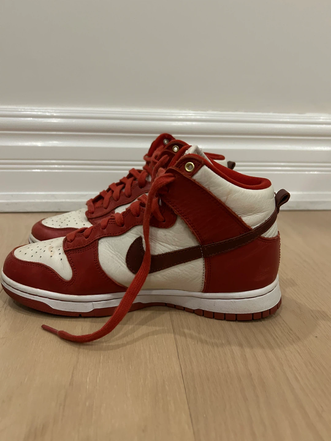 Nike Dunk High Top Sneakers Red/White Size US 8w - photo 2