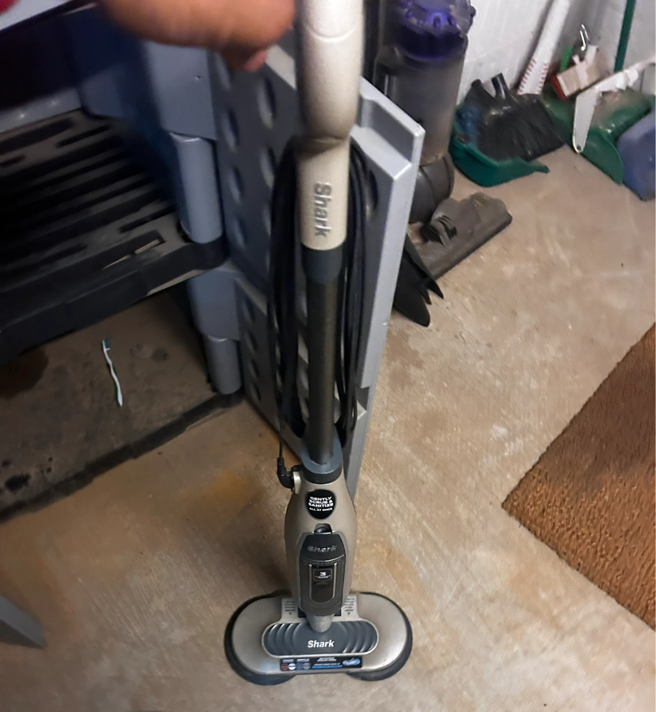 2 Shark Vacuum Cleaner