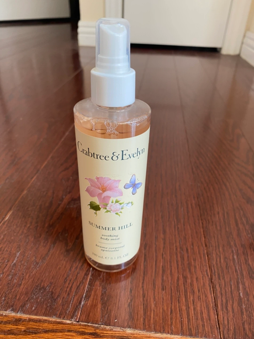 Crabtree & Evelyn Summer Hill Soothing Body Mist 240ml