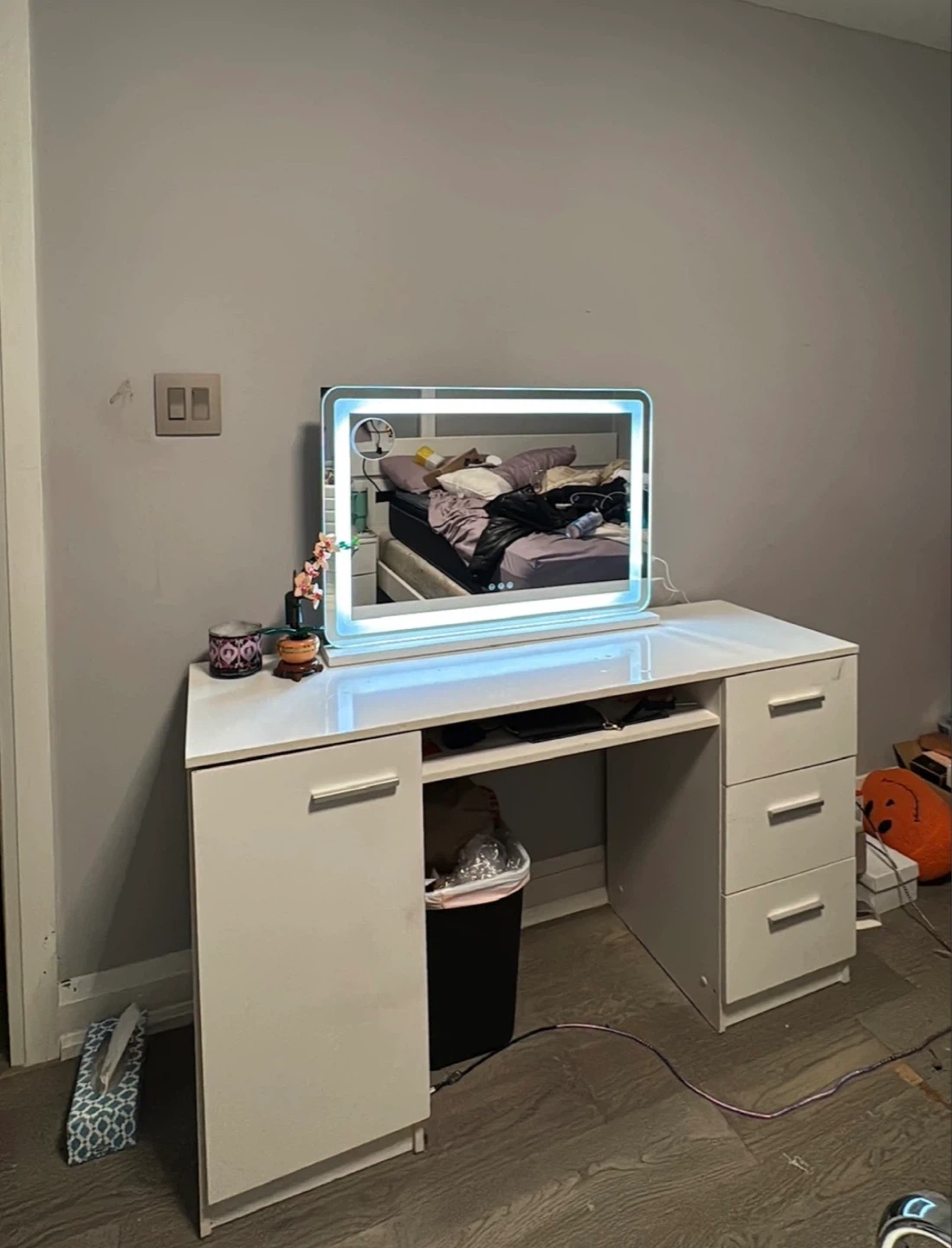 White Vanity Desk