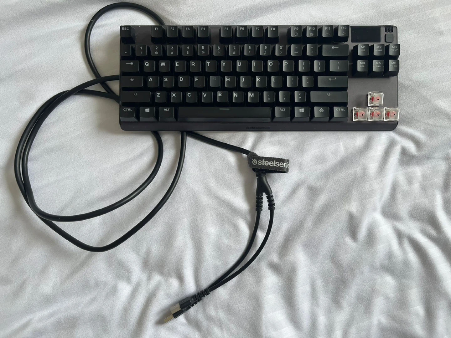 SteelSeries Apex Pro TKL — OmniPoint Switches 2.0