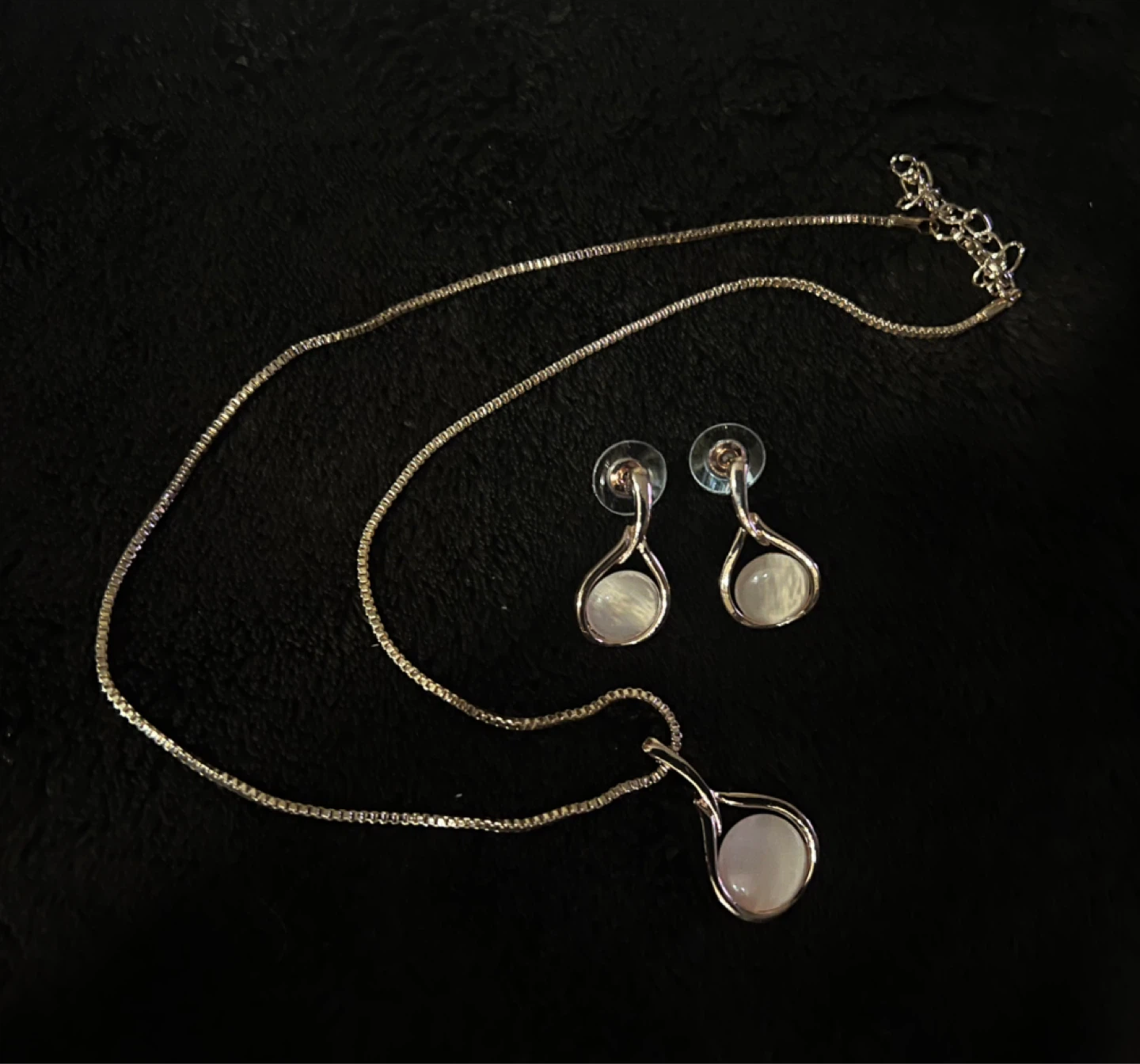 Necklace and Earrings Set