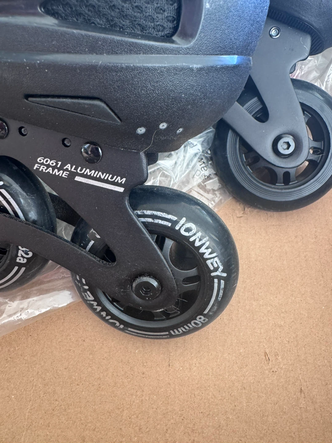 IONWEY Inline Skates EU 39 - photo 2