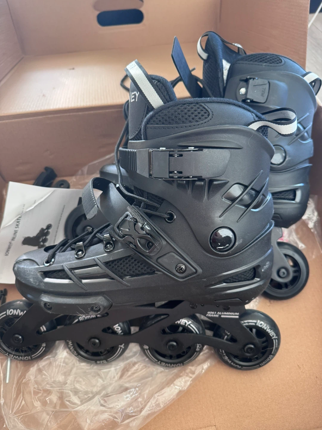 IONWEY Inline Skates EU 39