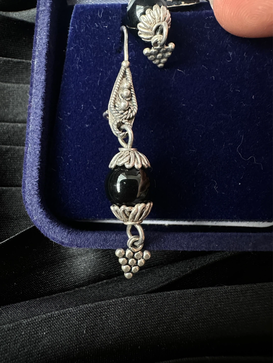 Mete 925 vintage Silver Black Bead Dangle Earrings - photo 3