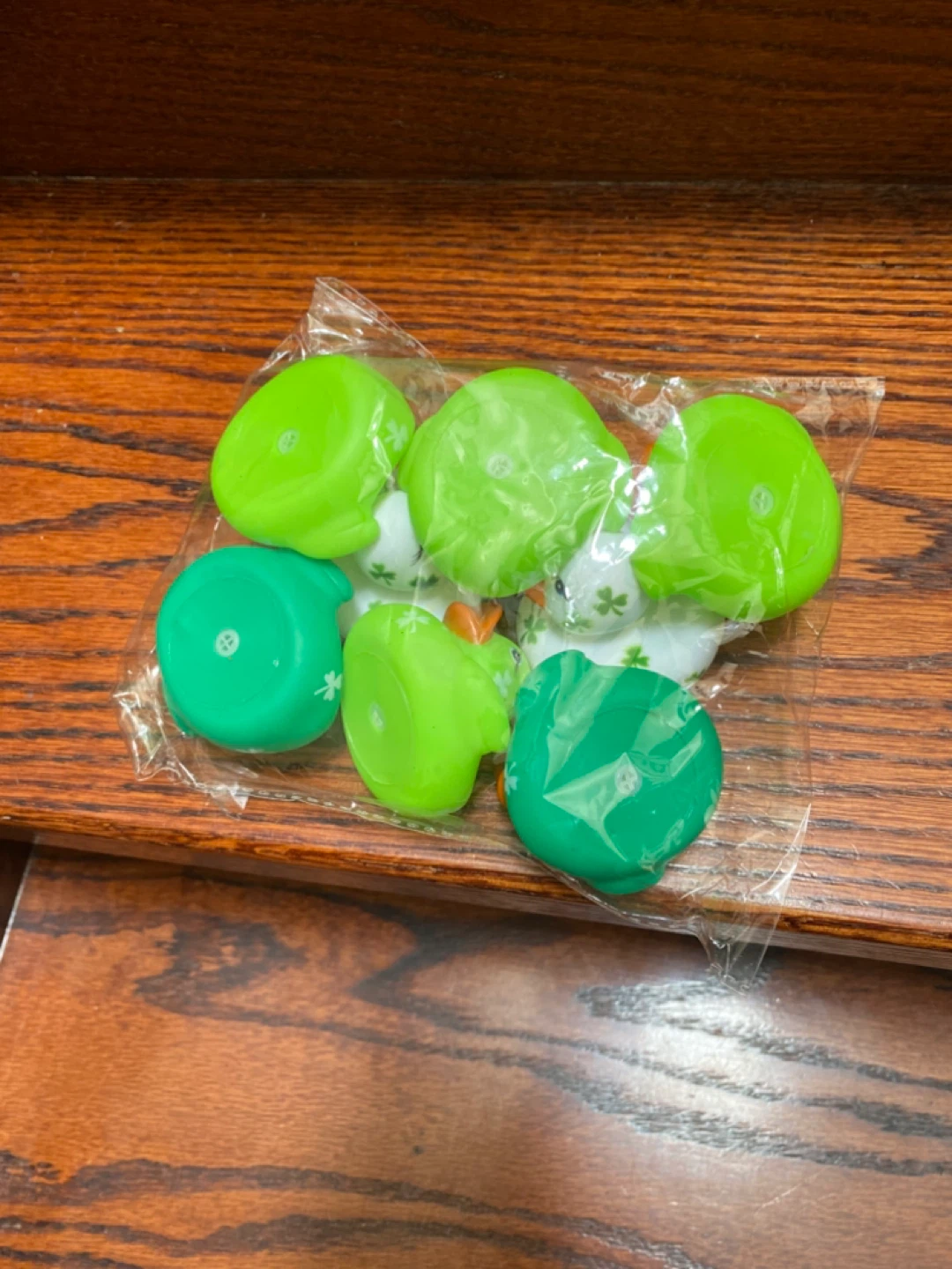 Set of 6 Green Rubber Ducks - photo 3