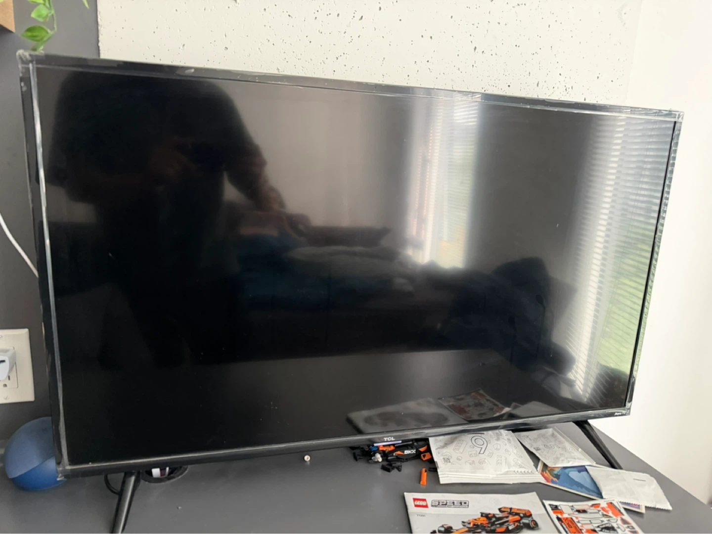TCL 40” LED TV – $200 Negotiable