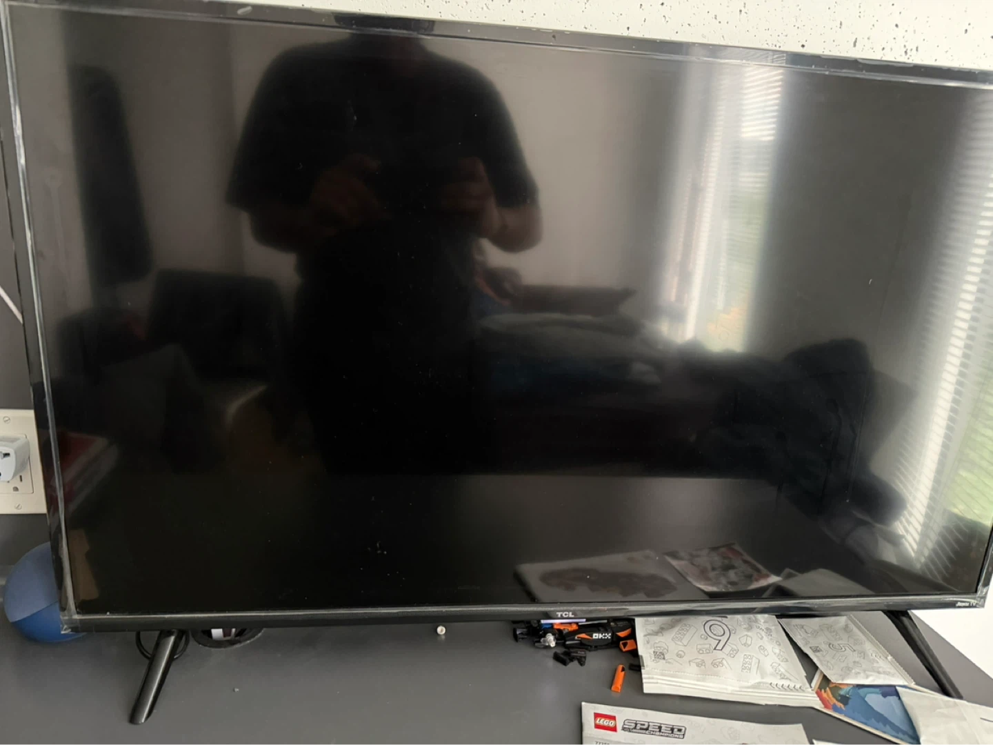 TCL 40” LED TV – $200 Negotiable - photo 2