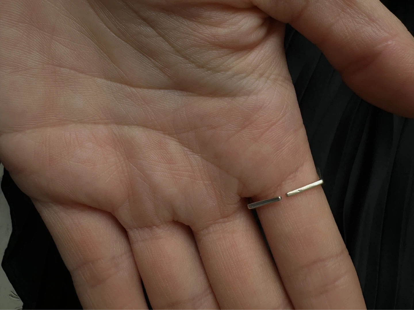 Unisex Silver "S925" Criss-Cross Ring - photo 2