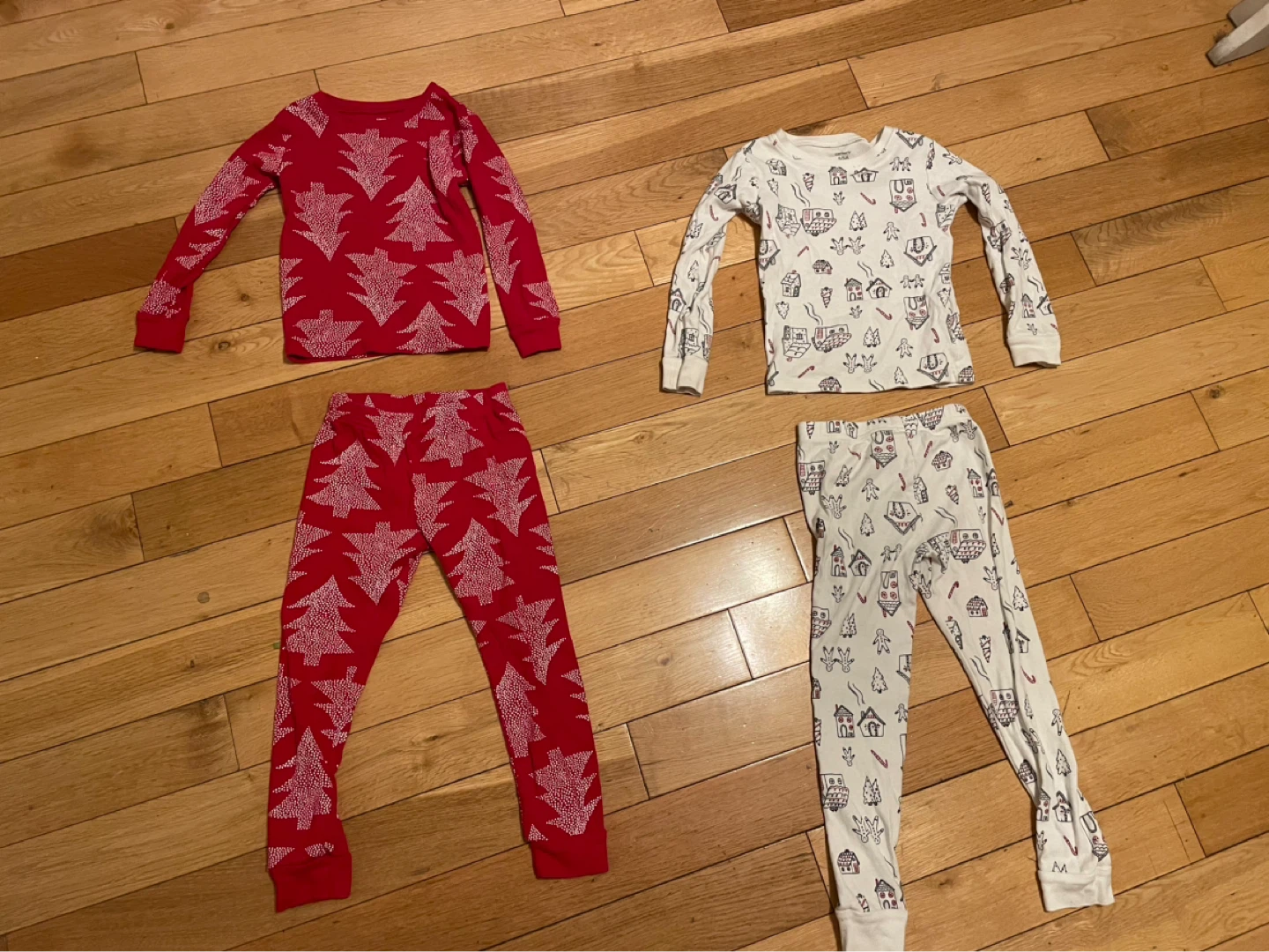 Carter's Kids Pajamas Size 5/5A