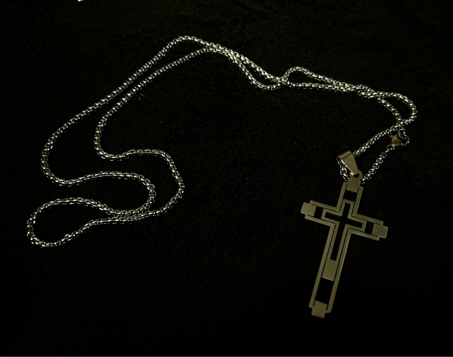 Silver Tone Cross Pendant Necklace - photo 2
