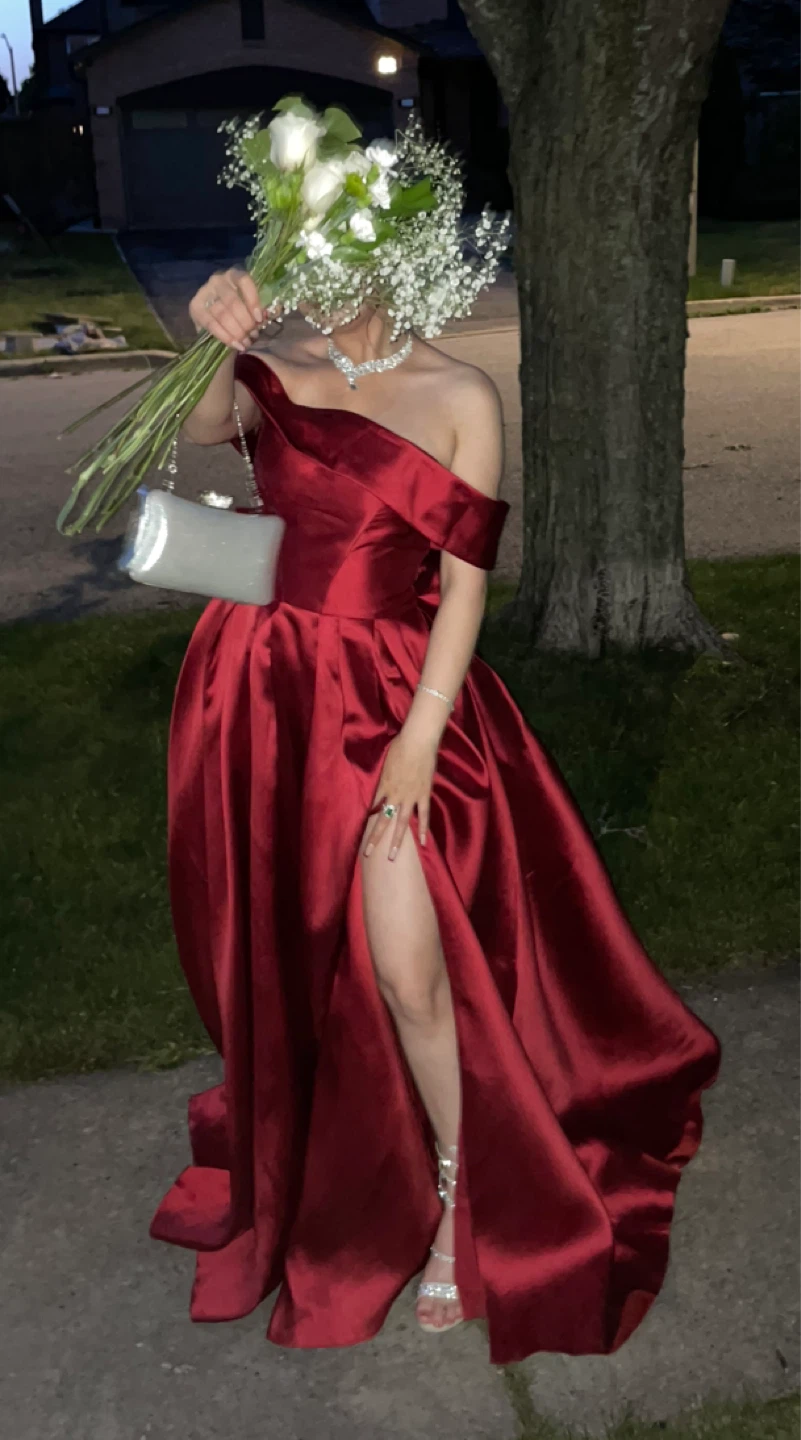 Red Off-the-Shoulder Prom Dress with High Slit