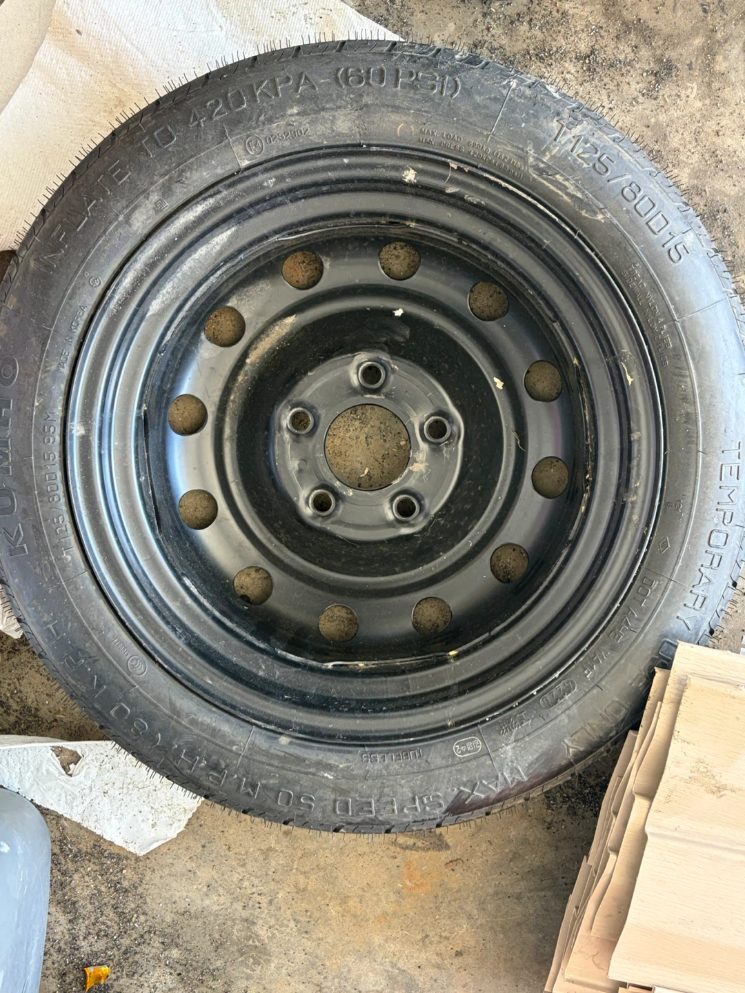 Kumho Solus 205/55R16 91H Tire