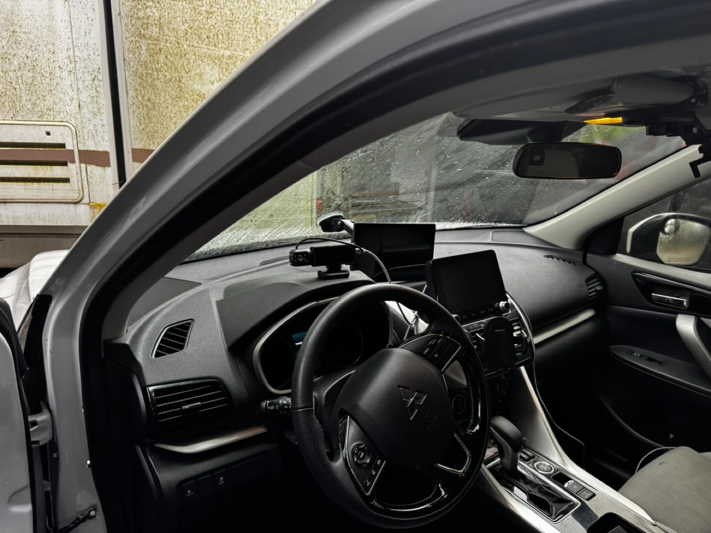 Eclipse cross - photo 4