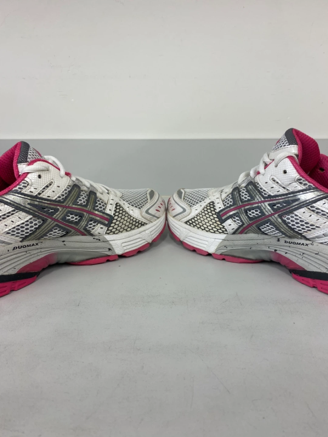 Asics Gel-Foundation 10 Women’s Running Shoes Size - 8 - photo 3