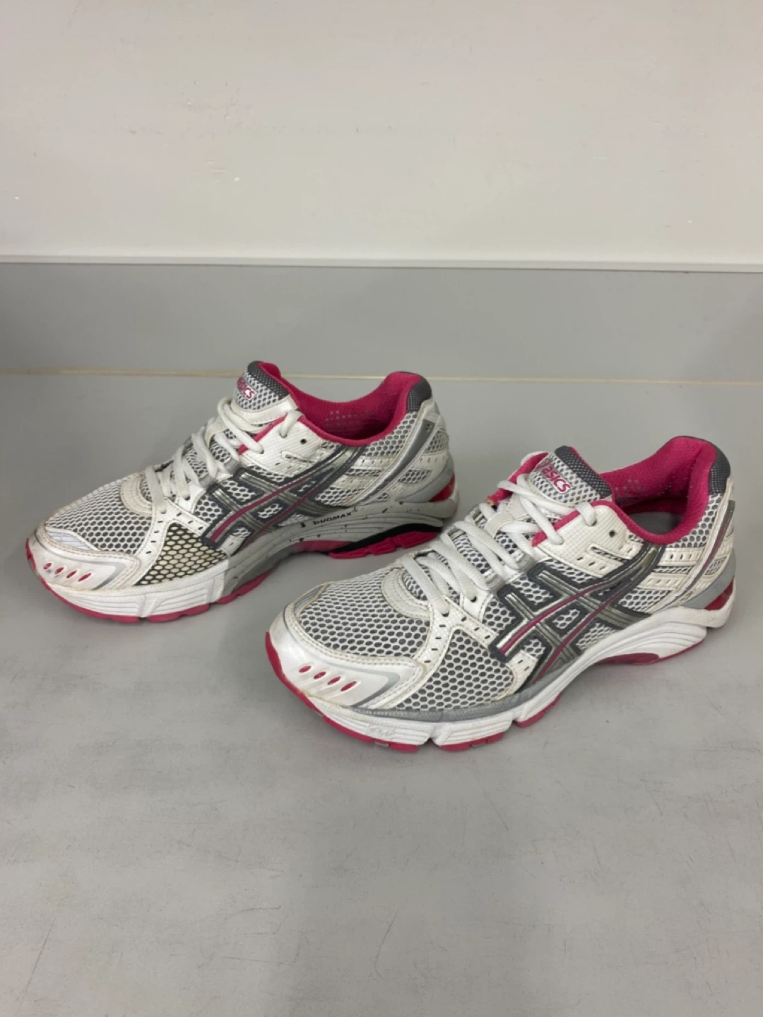 Asics Gel-Foundation 10 Women’s Running Shoes Size - 8
