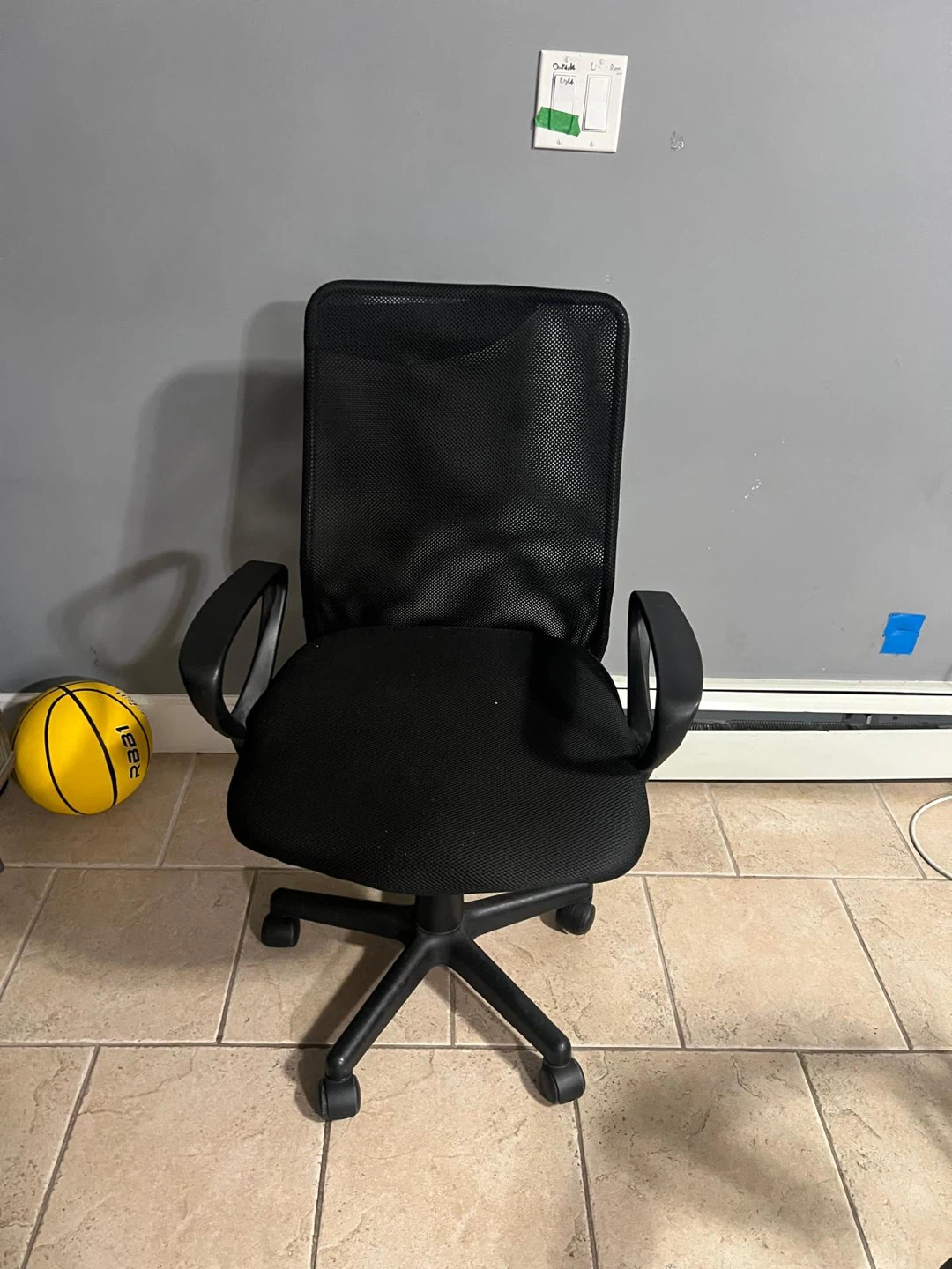 Black Office Chair - photo 2