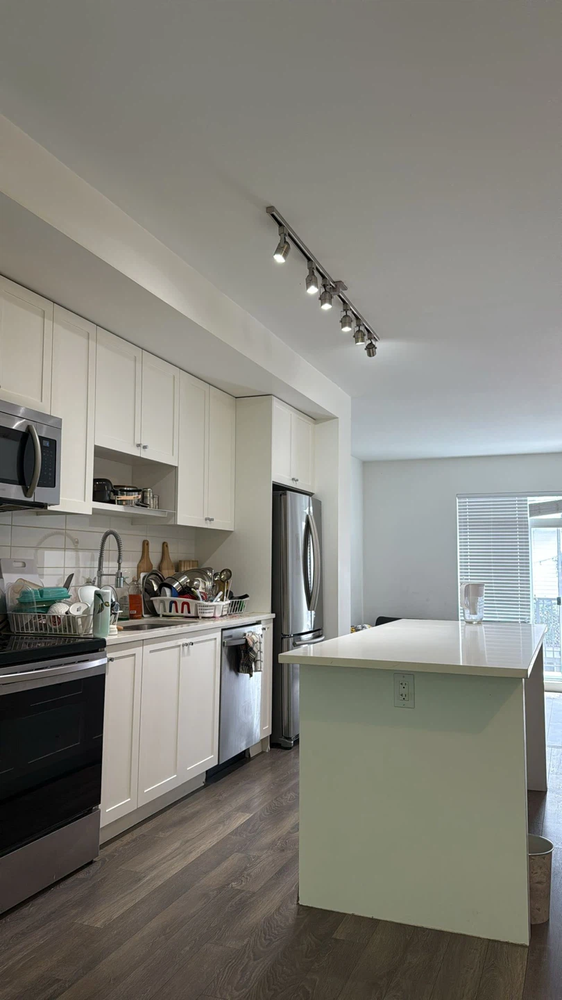 Furnished Room Available for Rent - photo 4