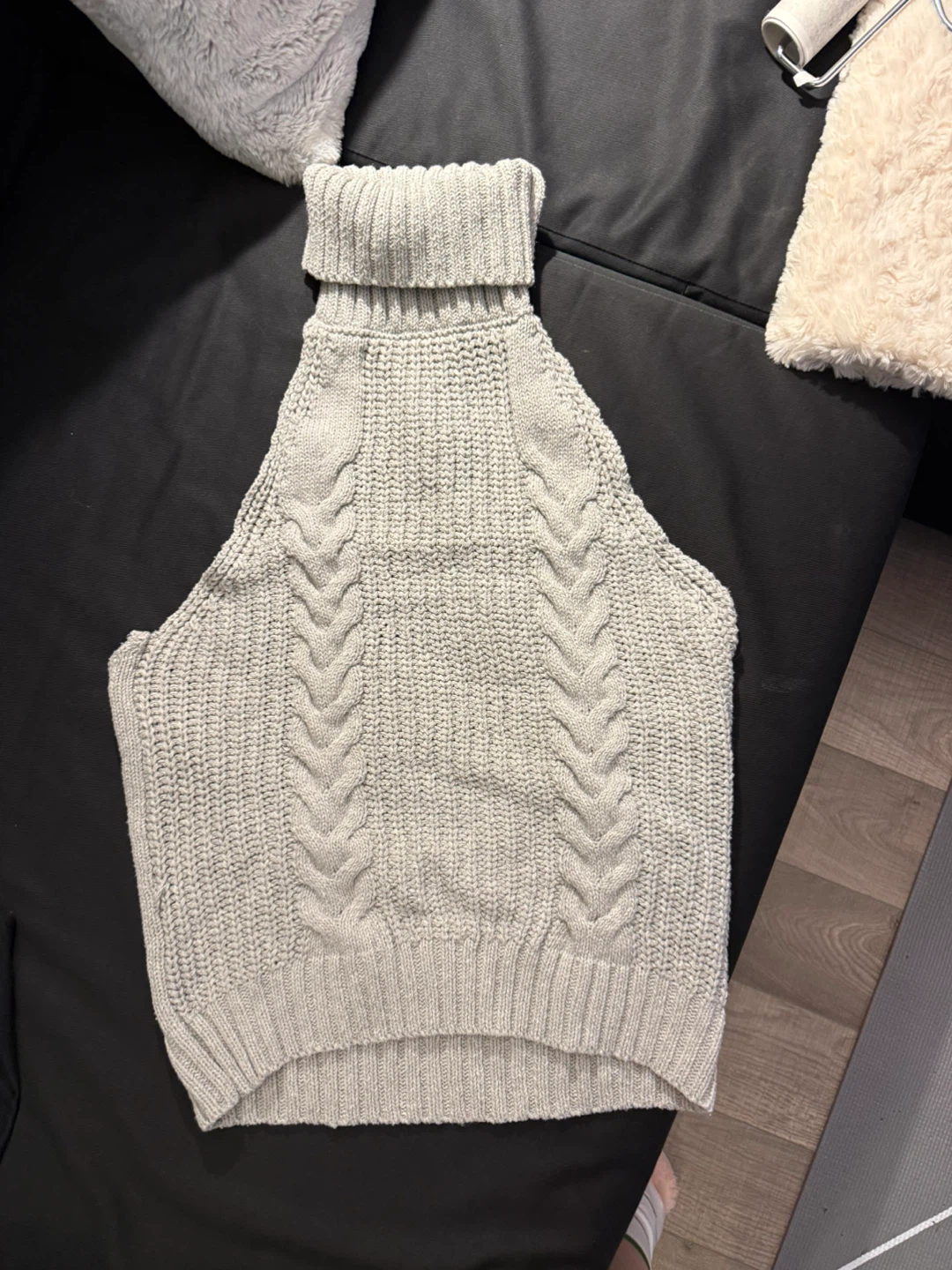 Light Grey Cable Knit Turtleneck Sleeveless Top - photo 2
