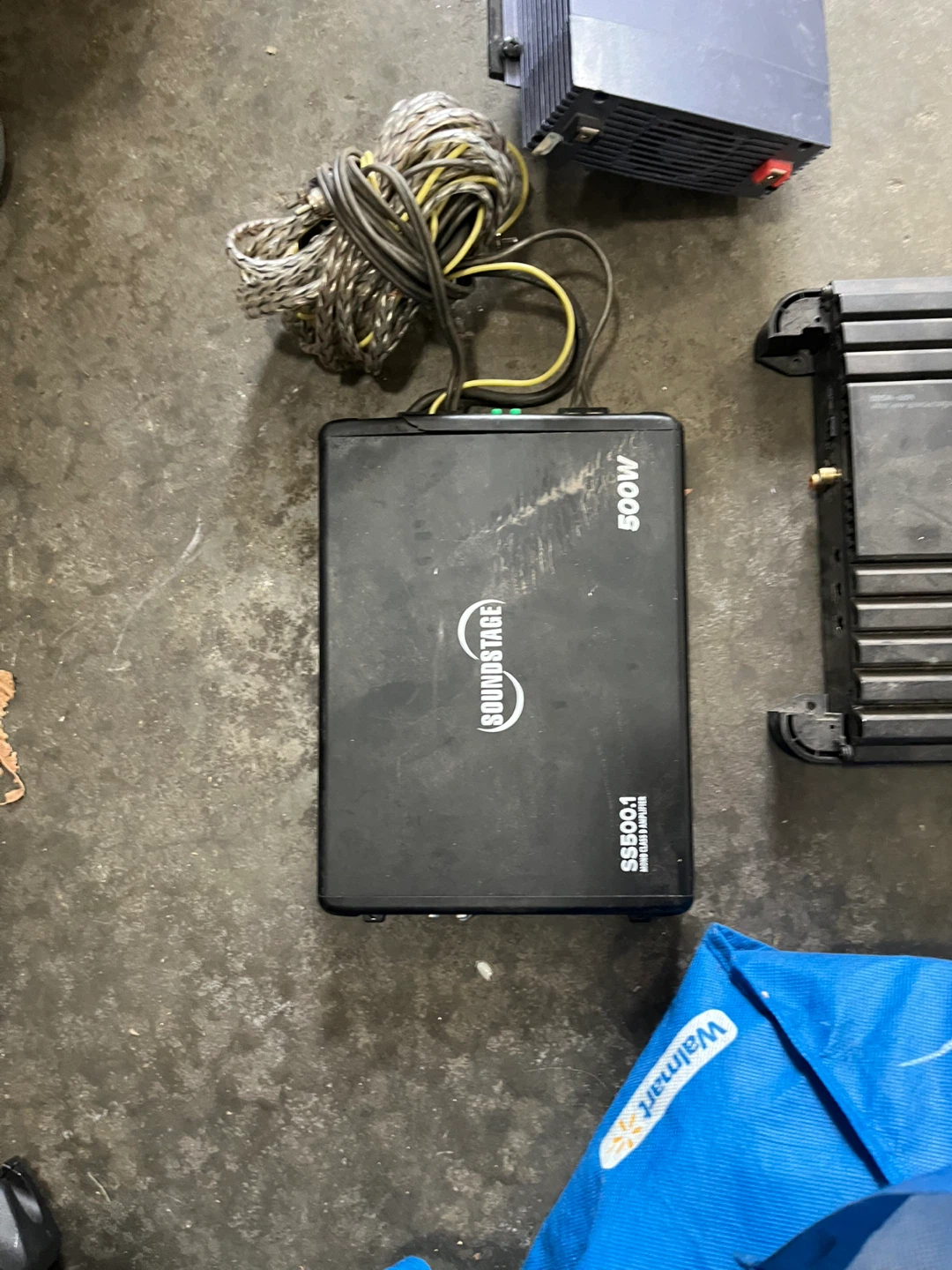 Soundstage, Alpine, and Planet Audio Amplifiers - photo 5