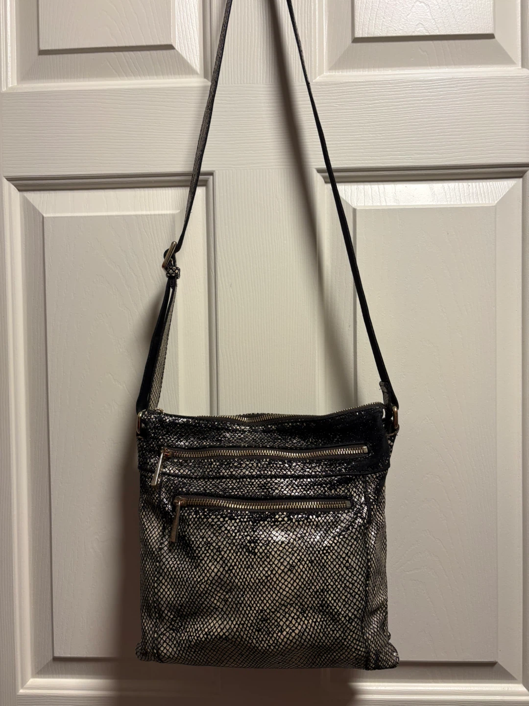 Danier Leather Crossbody Bag - photo 2