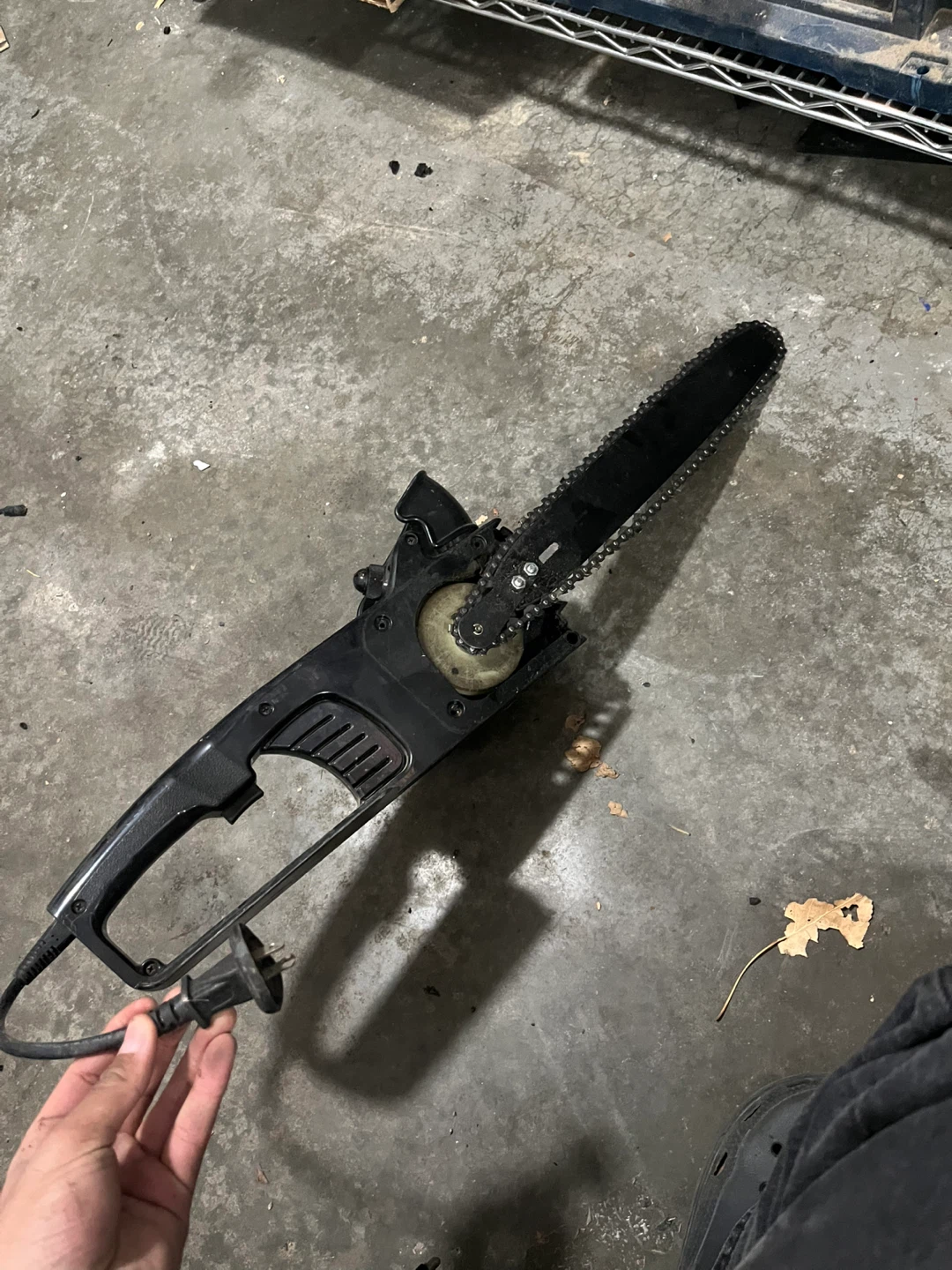 Remington Electric Chainsaw - photo 3
