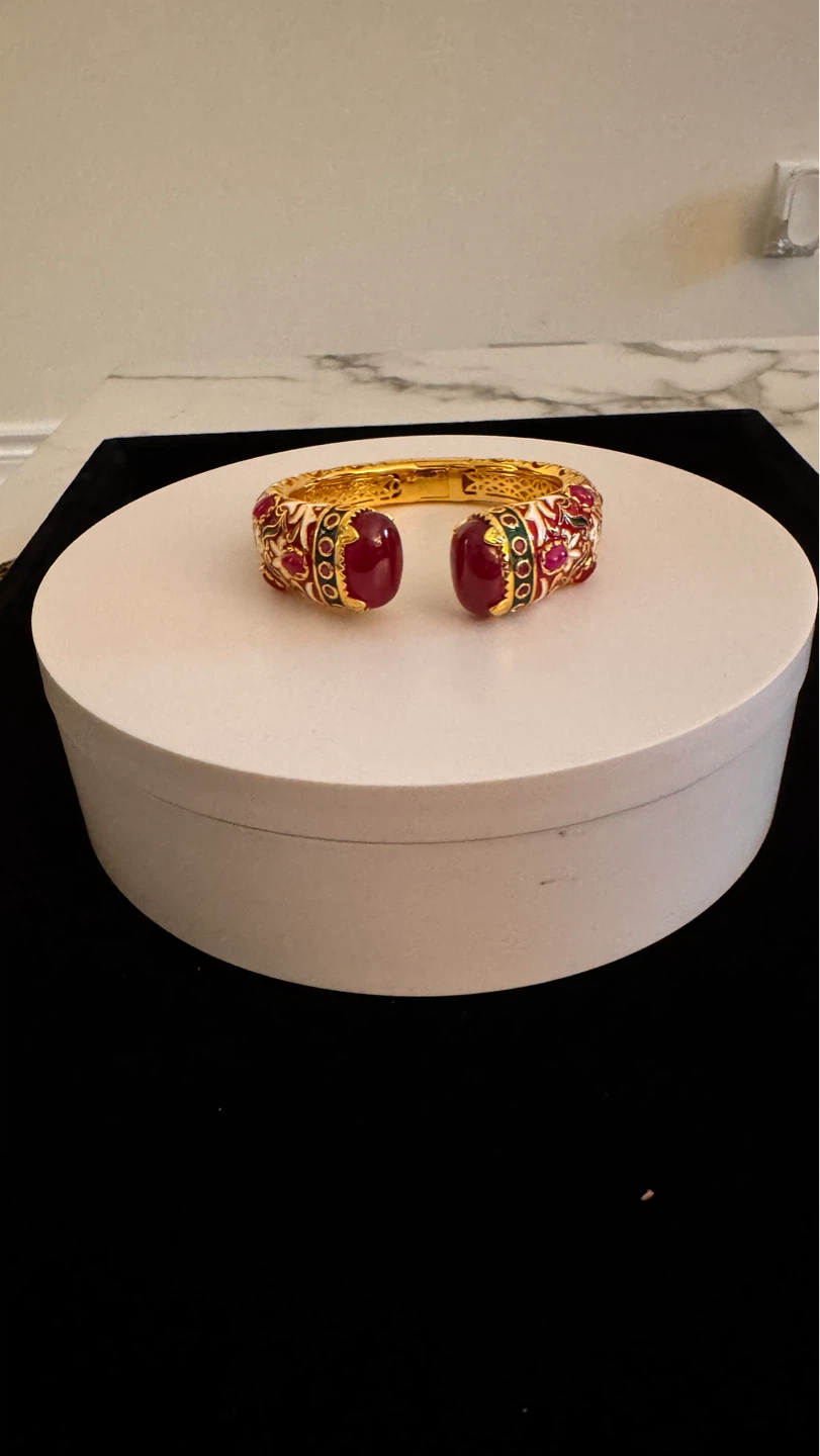 Gold Tone white gold plated Cuff Bracelet with Red Stones - photo 4