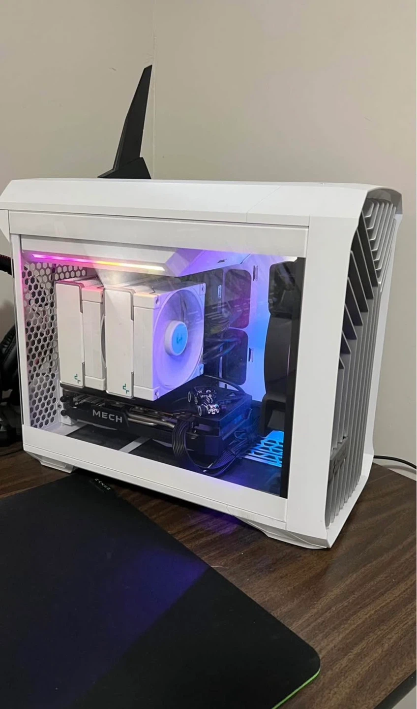 Gaming PC | Ryz 7 5800XT | RX 6600 | 32GB RAM | 144hz Monitor - photo 2