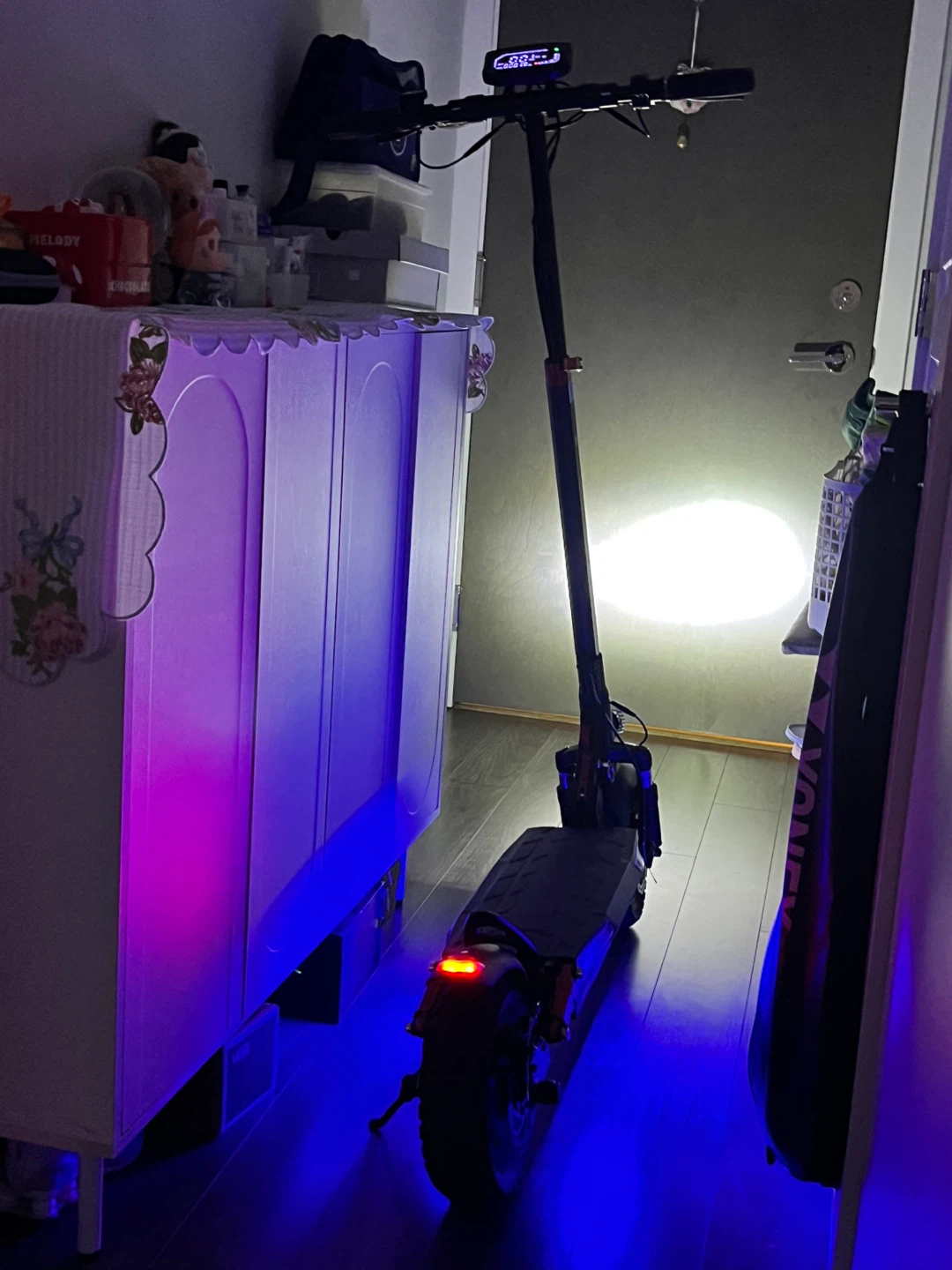iScooter iX3 Electric Scooter