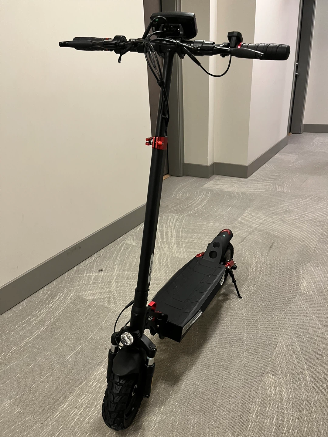 iScooter iX3 Electric Scooter - photo 2