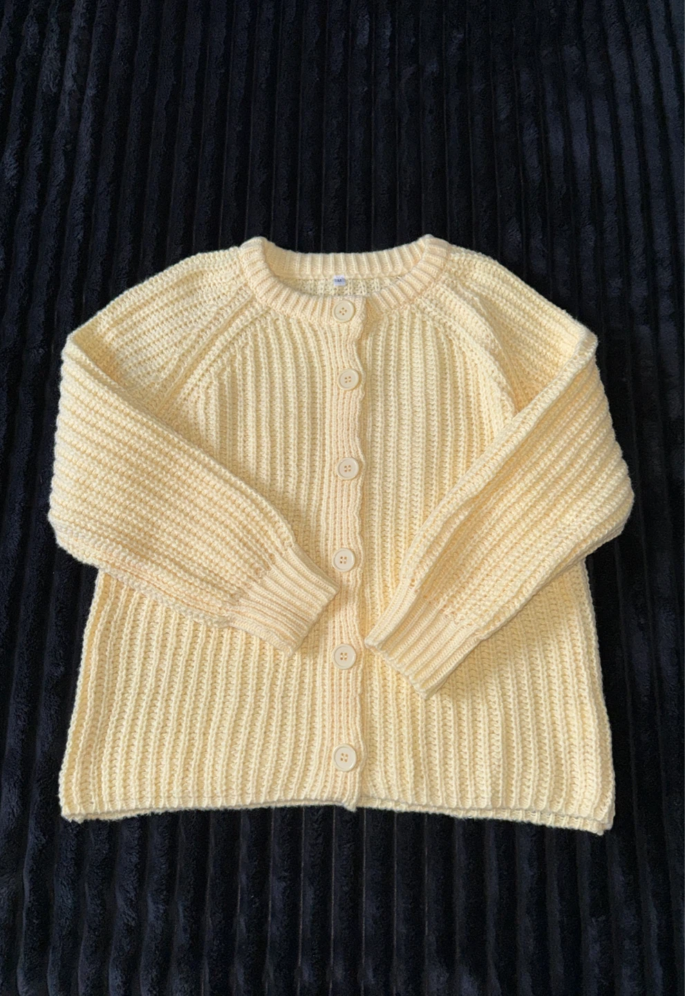 Size M Women’s Chunky Ribbed Knit Cardigan – Yellow - photo 2