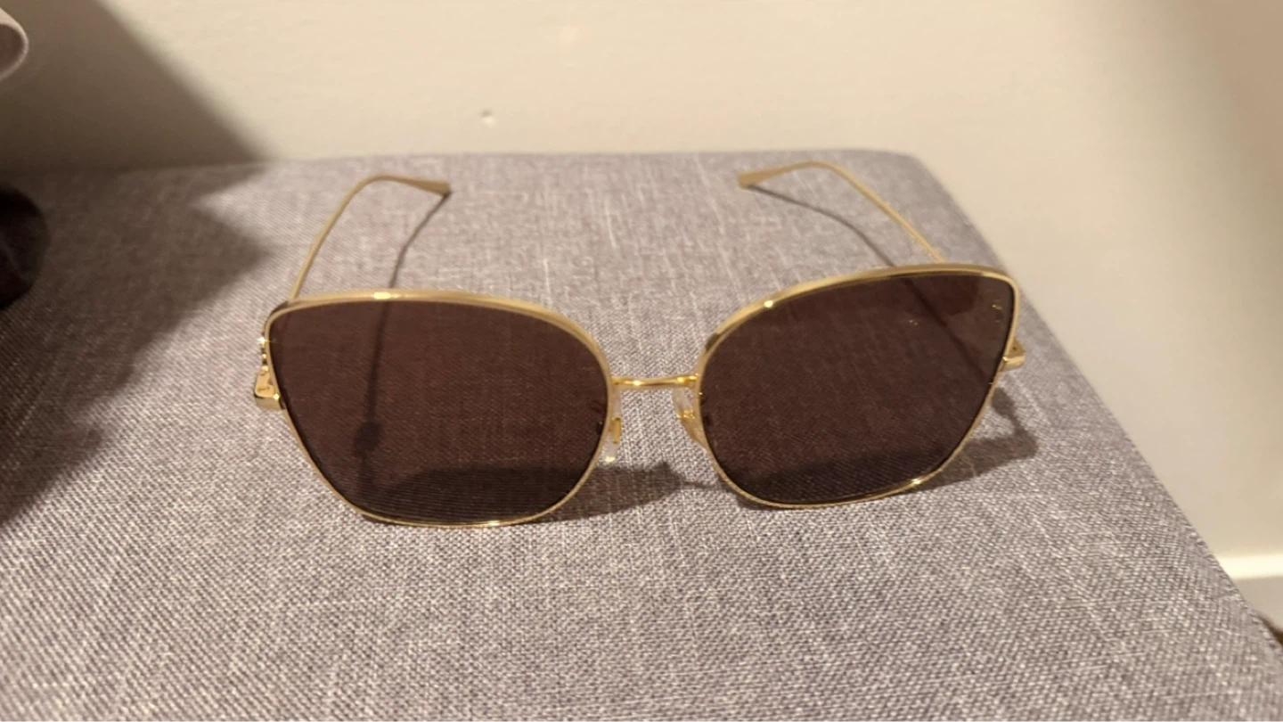 Tory Burch Sunglasses - Gold Frame - photo 3