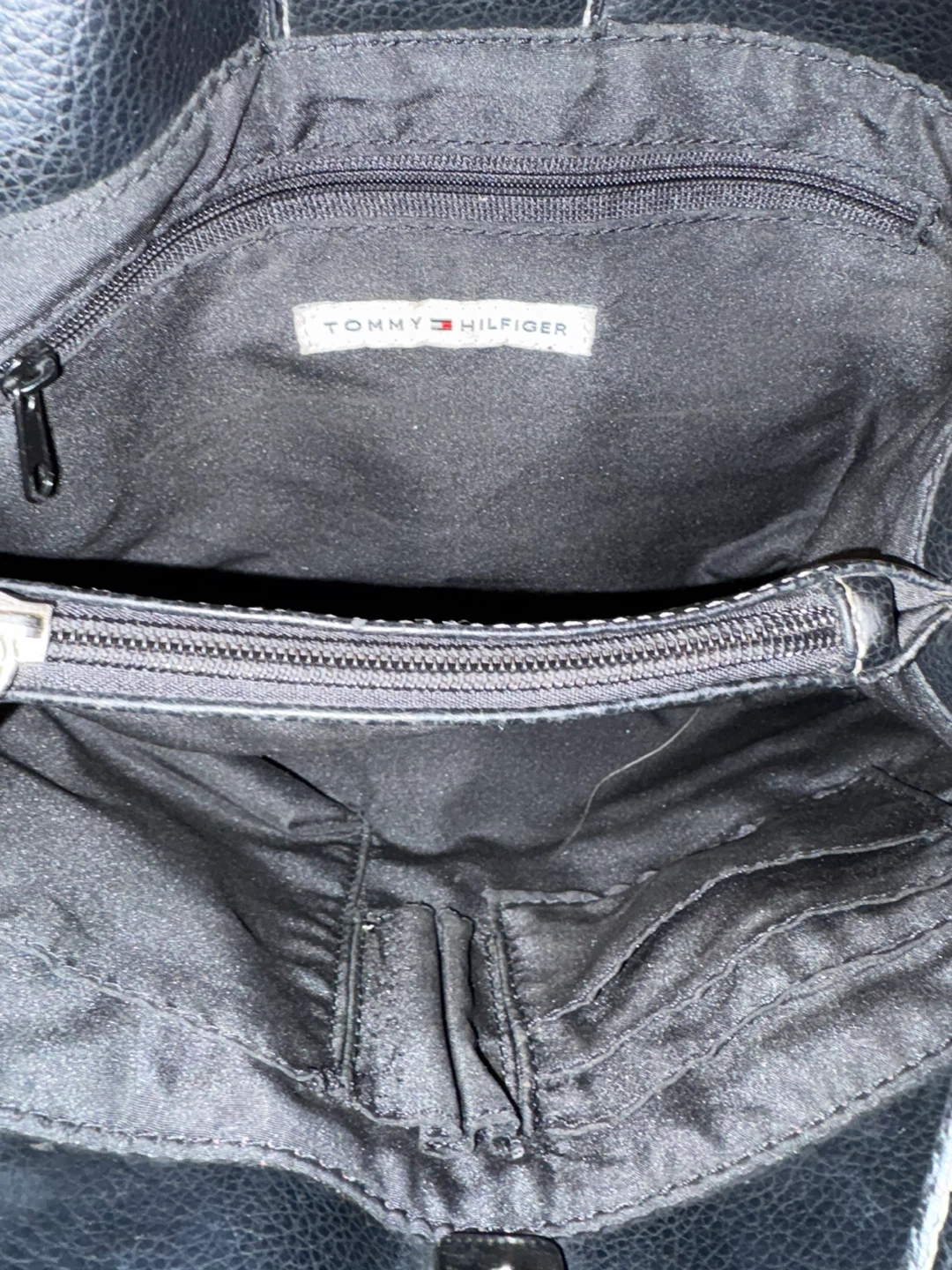Tommy Hilfiger Black Vegan Leather Shoulder Bag - photo 3