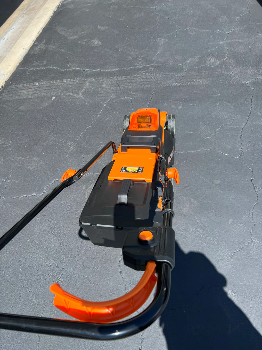 LawnMaster Cordless Mower + Trimmer Combo - Excellent Condition - photo 2
