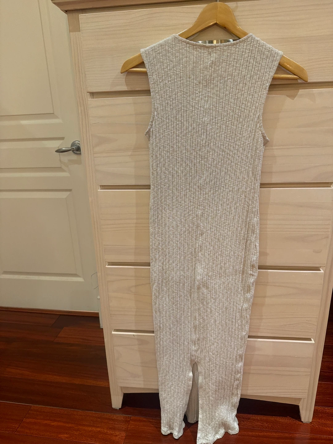 H&M Mama Maternity Ribbed Sleeveless Maxi Dress - photo 5