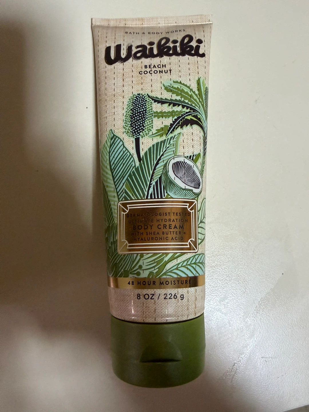 Bath & Body Works Waikiki Beach Coconut Body Cream 8 oz