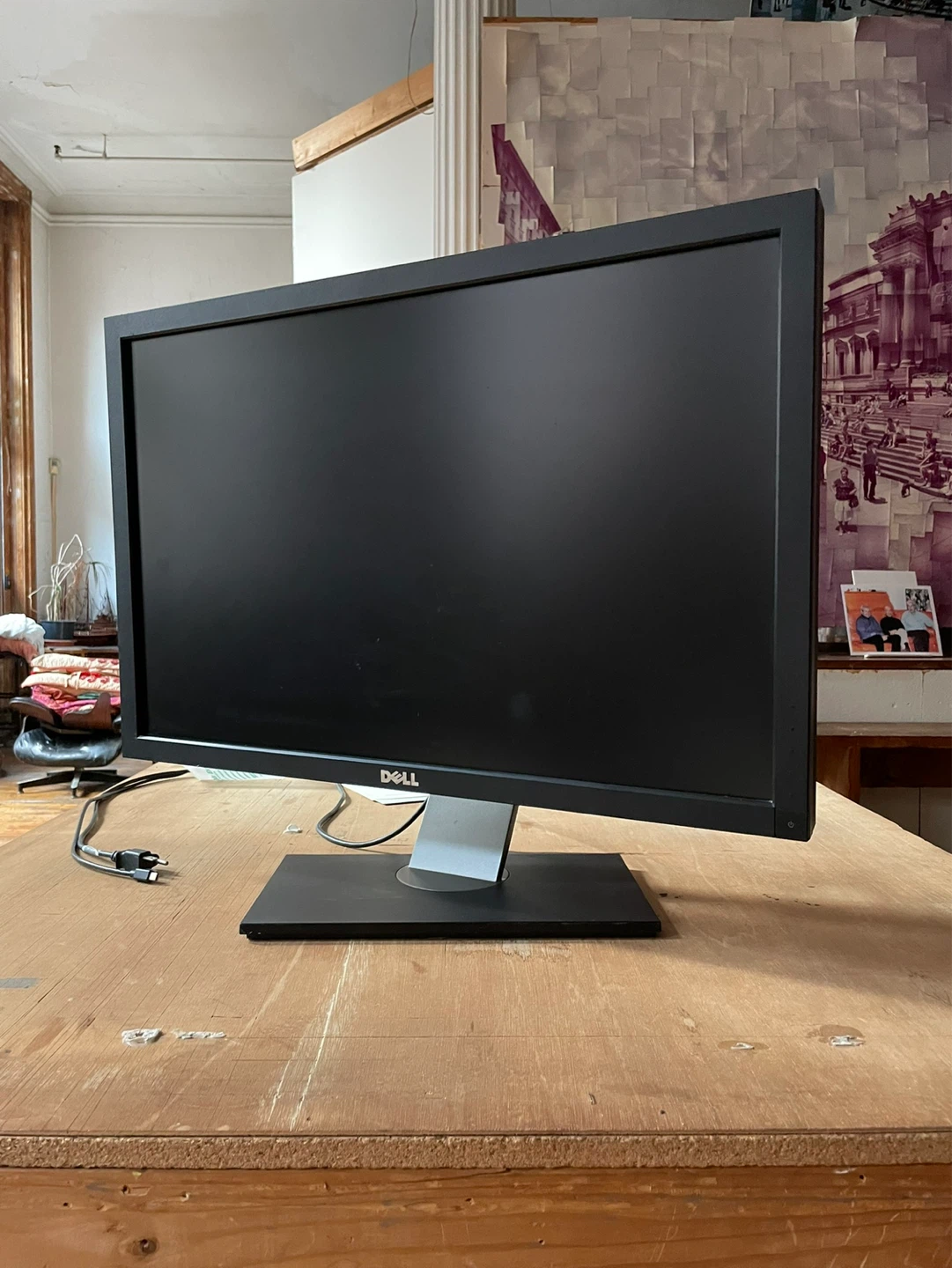 Dell UltraSharp U3011 30" Monitor - photo 2