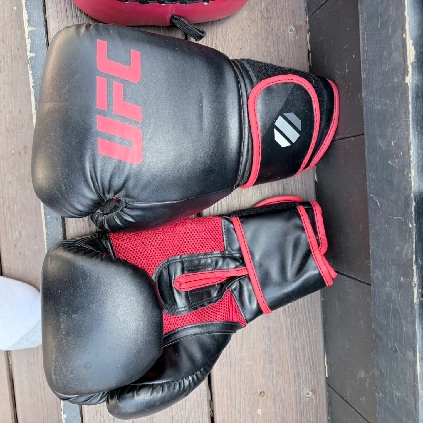 UFC and Brace Master MMA BRAND NEW Gear Set - photo 4