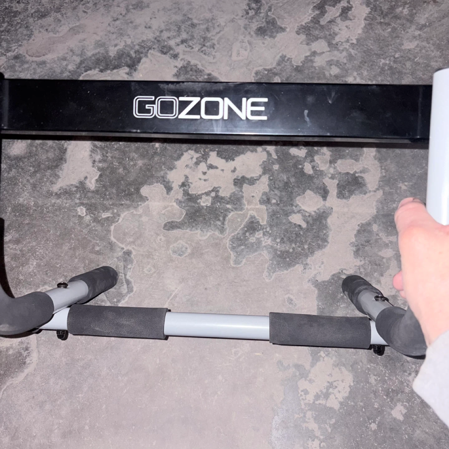 GOZONE Doorway Pull-Up Bar - photo 2