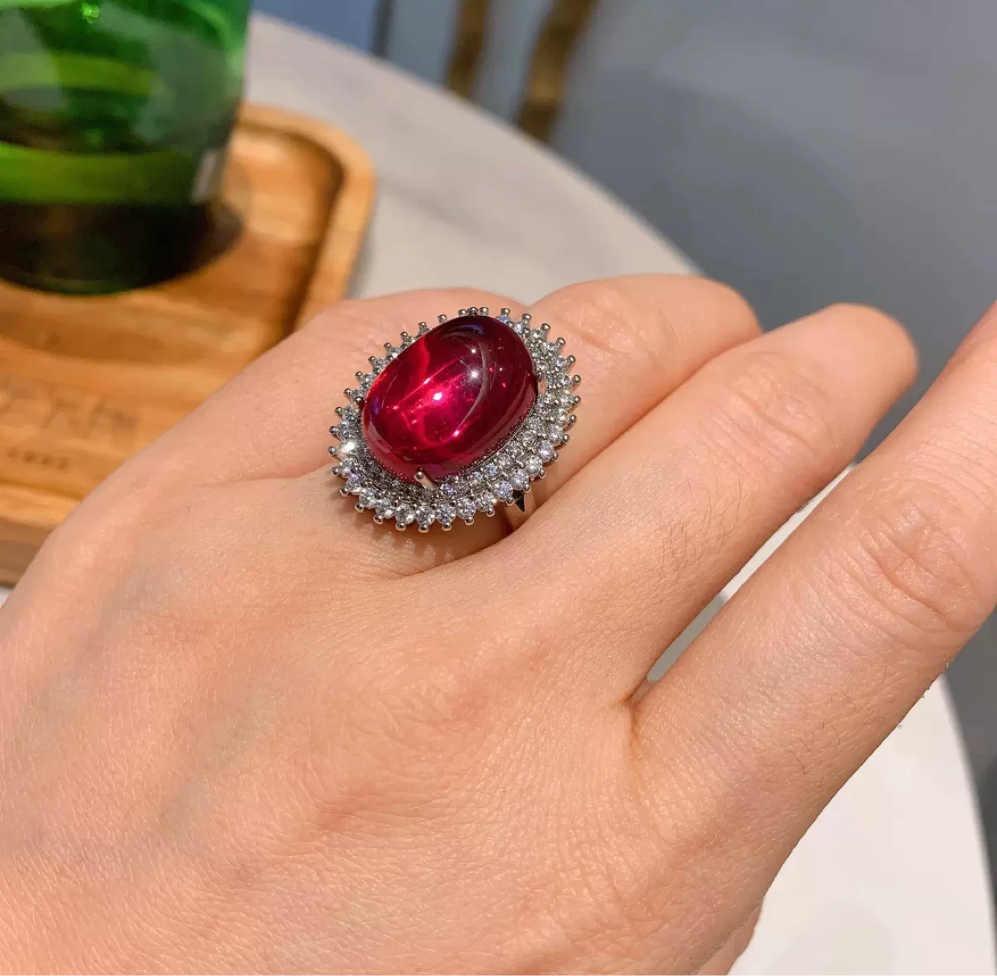 Vintage Glamour! Bold Cabochon Ruby-Style Cocktail Ring - photo 2