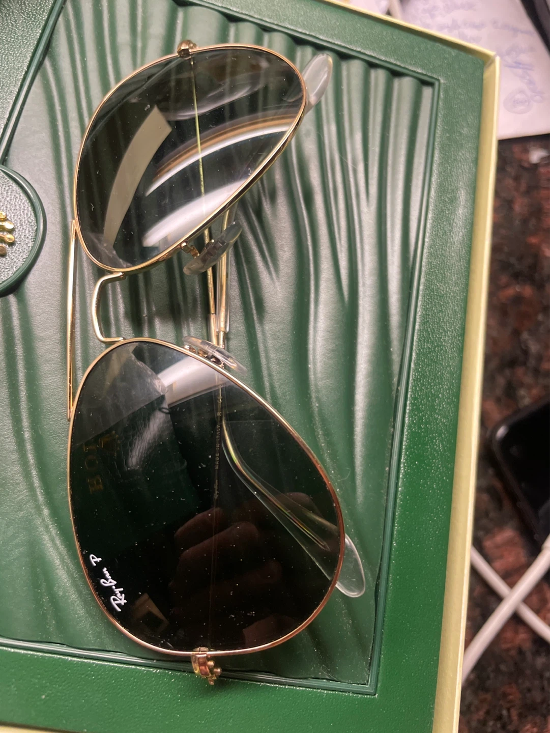Ray-Ban Aviator Sunglasses Gold Frame